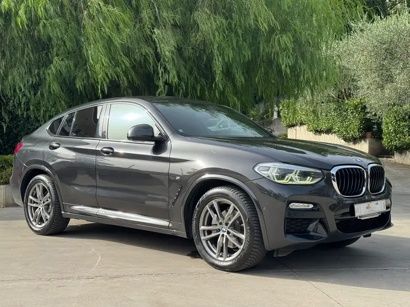 BMW X4 2020 — foto 1